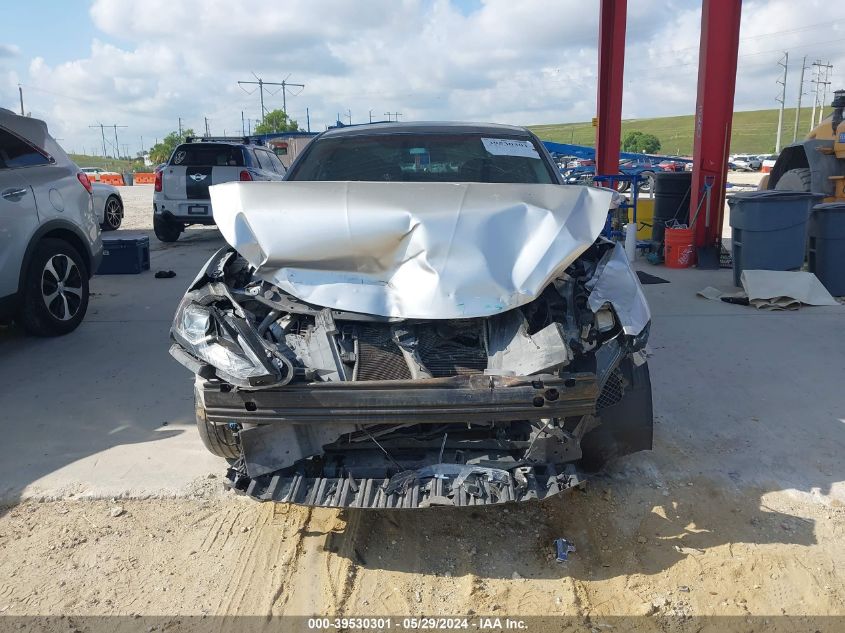 2017 Nissan Sentra Sr VIN: 3N1AB7AP2HY230498 Lot: 39530301