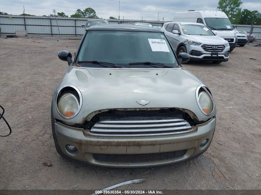 2008 Mini Cooper VIN: WMWMF335X8TU67782 Lot: 39530354