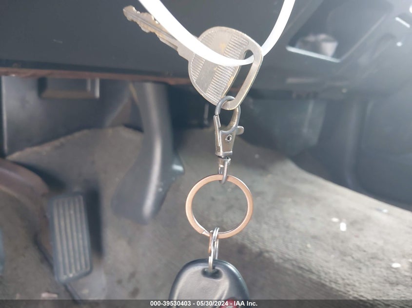 2003 Chevrolet Silverado 1500 Ls VIN: 2GCEC19VX31101962 Lot: 39530403