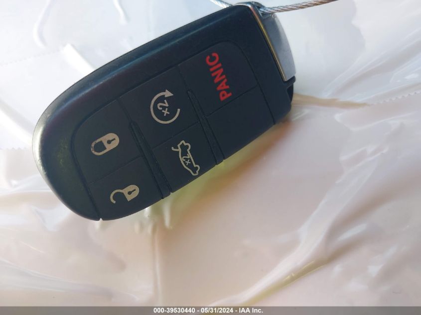 2017 Chrysler 300 300S VIN: 2C3CCABG0HH553781 Lot: 39530440