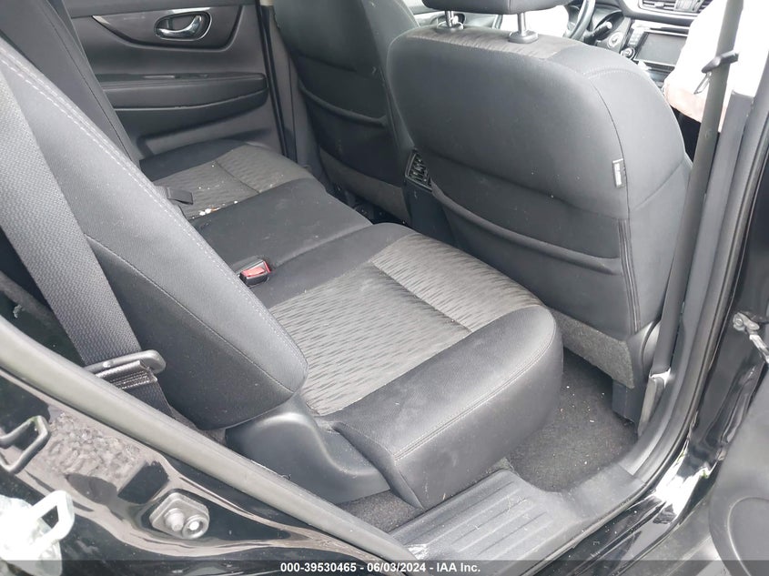 2017 Nissan Rogue Sv VIN: 5N1AT2MT1HC873306 Lot: 39530465