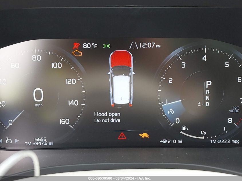 2021 Volvo Xc60 T5 Momentum VIN: YV4102RK4M1875292 Lot: 39530500