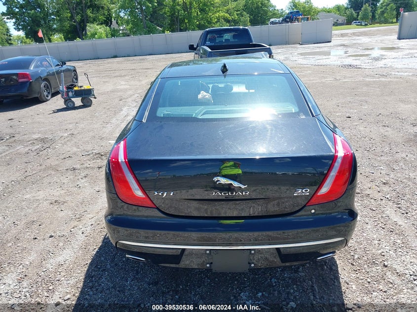 2016 JAGUAR XJ XJL PORTFOLIO - SAJWJ2GD2G8W02178