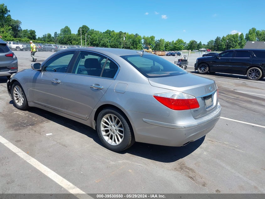 2011 Hyundai Genesis 3.8 VIN: KMHGC4DE1BU131674 Lot: 39530550