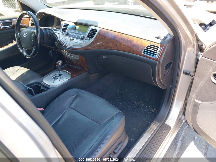 2011 Hyundai Genesis 3.8 VIN: KMHGC4DE1BU131674 Lot: 39530550