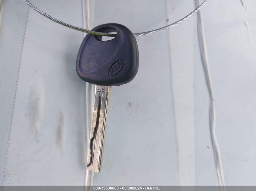 2011 Kia Sorento Lx VIN: 5XYKT3A13BG153428 Lot: 39530605