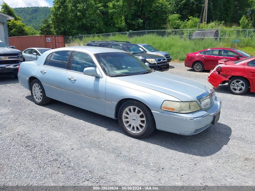 2007 Lincoln Town Car Signature VIN: 1LNHM81W97Y627120 Lot: 39530634