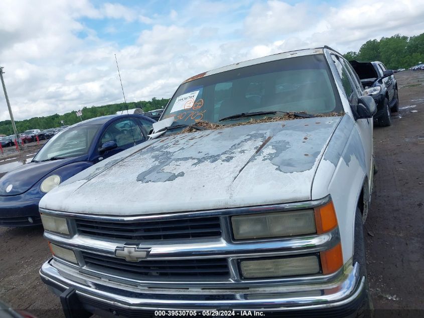 1994 Chevrolet Suburban C1500 VIN: 1GNEC16K2RJ304473 Lot: 39530705