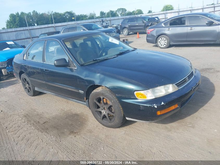 1996 Honda Accord Lx/Ex VIN: 1HGCE6640TA000561 Lot: 39530722