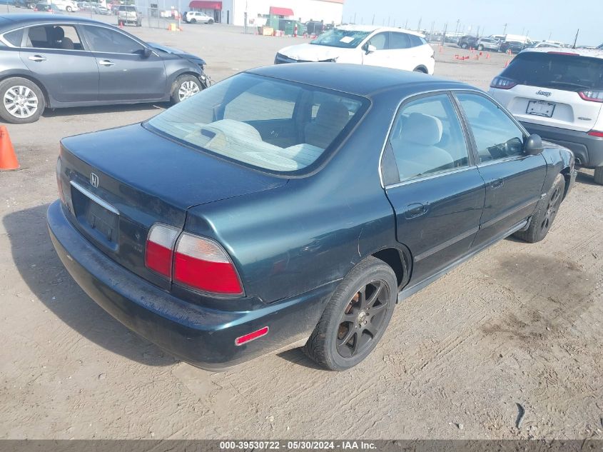 1996 Honda Accord Lx/Ex VIN: 1HGCE6640TA000561 Lot: 39530722