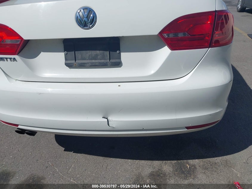 2012 Volkswagen Jetta 2.0L S VIN: 3VW1K7AJ7CM427835 Lot: 39530797