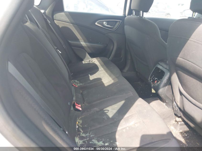 2015 Chrysler 200 Limited VIN: 1C3CCCAB6FN697986 Lot: 39531034