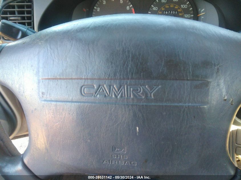 1992 Toyota Camry Dlx VIN: 4T1SK11E7NU052823 Lot: 39531142