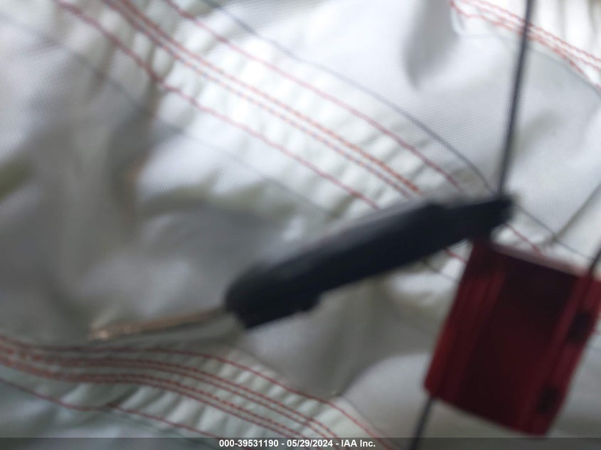 2017 Toyota Corolla Le VIN: 2T1BURHE5HC874766 Lot: 39531190