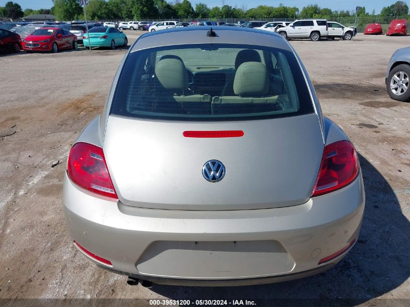 2013 Volkswagen Beetle 2.5L VIN: 3VWJX7AT0DM671007 Lot: 39531200