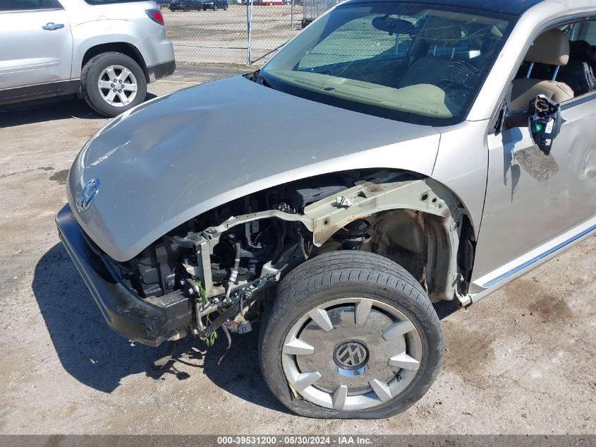 2013 Volkswagen Beetle 2.5L VIN: 3VWJX7AT0DM671007 Lot: 39531200