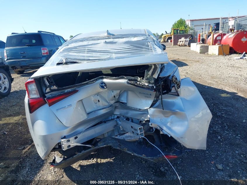 2021 Toyota Prius Xle VIN: JTDKAMFU2M3127537 Lot: 39531225