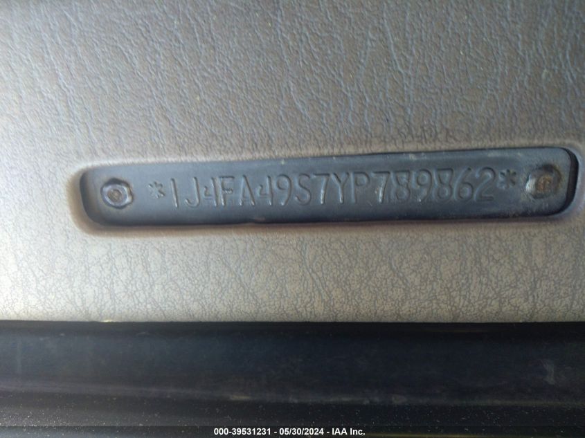 2000 Jeep Wrangler Sport VIN: 1J4FA49S7YP789862 Lot: 39531231