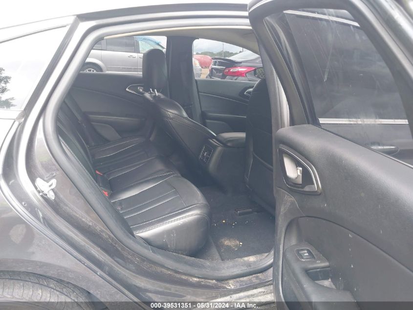 2016 Chrysler 200 C VIN: 1C3CCCCB8GN100738 Lot: 39531351