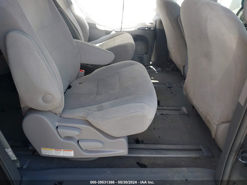 2019 Toyota Sienna L 7 Passenger VIN: 5TDZZ3DC3KS005731 Lot: 39531366