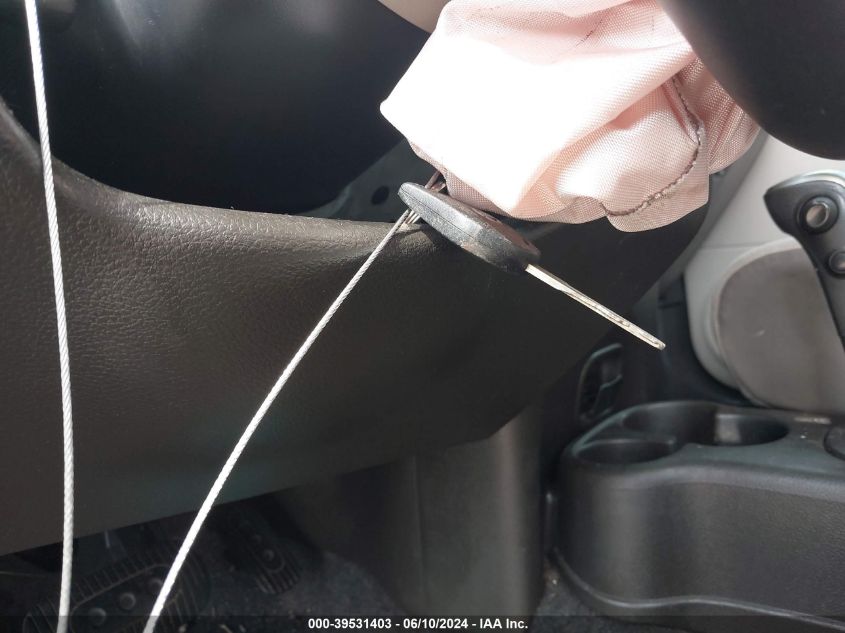 2011 Nissan Cube 1.8S VIN: JN8AZ2KR5BT208009 Lot: 39531403