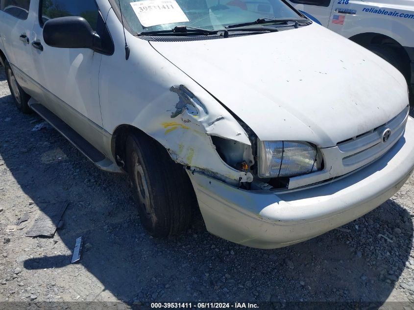 1998 Toyota Sienna Xle VIN: 4T3ZF13C0WU011487 Lot: 39531411