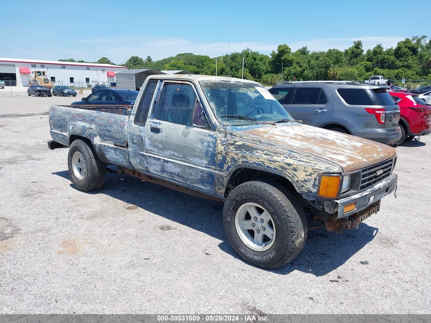 1986 Toyota Pickup Xtracab Rn70 Dlx VIN: JT4RN70D6G0014306 Lot: 39531509