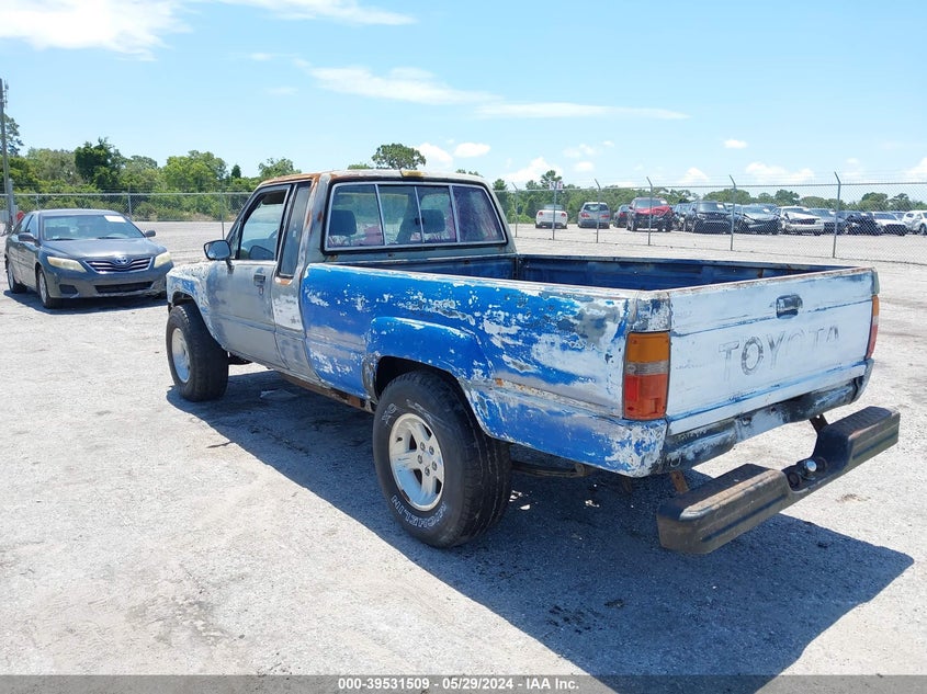 1986 Toyota Pickup Xtracab Rn70 Dlx VIN: JT4RN70D6G0014306 Lot: 39531509