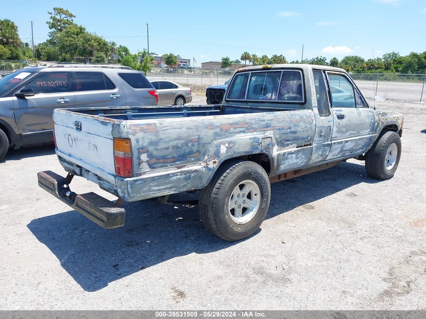 1986 Toyota Pickup Xtracab Rn70 Dlx VIN: JT4RN70D6G0014306 Lot: 39531509