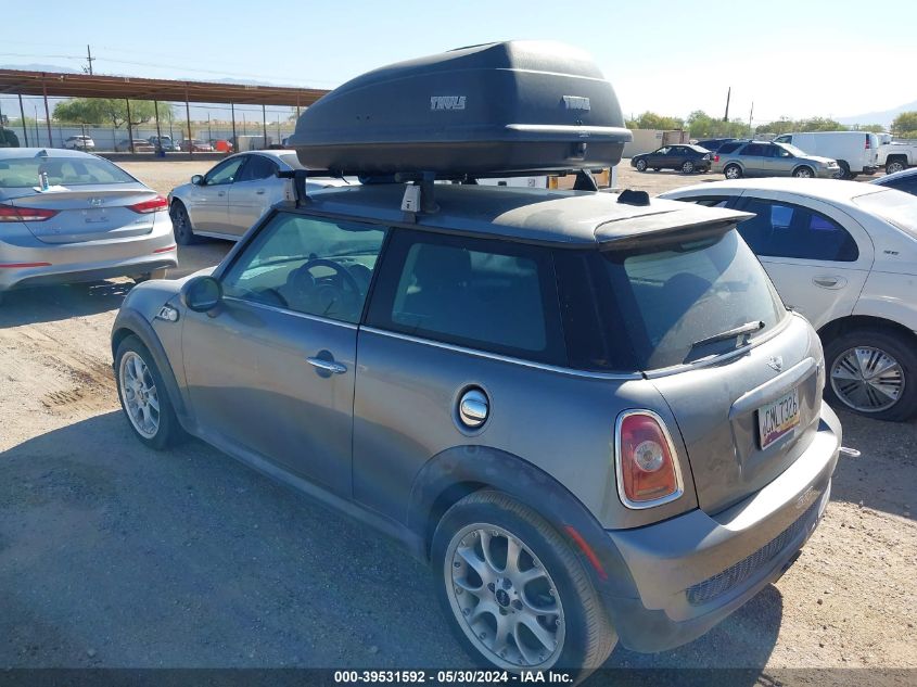 2010 Mini Cooper S VIN: WMWMF7C55ATX45193 Lot: 39531592