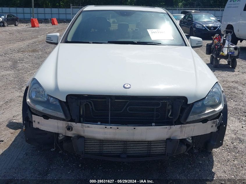 2012 Mercedes-Benz C 250 Luxury/Sport VIN: WDDGF4HB9CR201069 Lot: 39531627