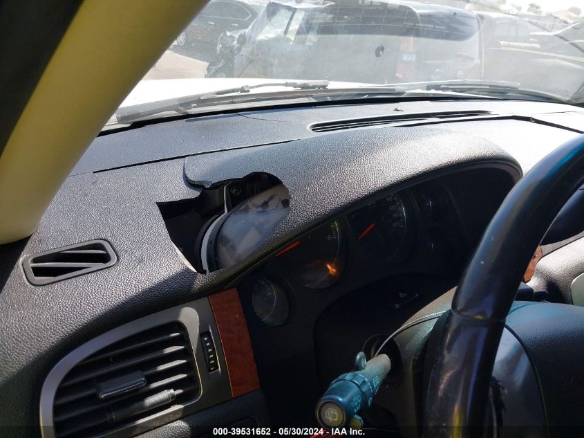 2008 GMC Yukon Sle VIN: 1GKFK13028R108539 Lot: 39531652