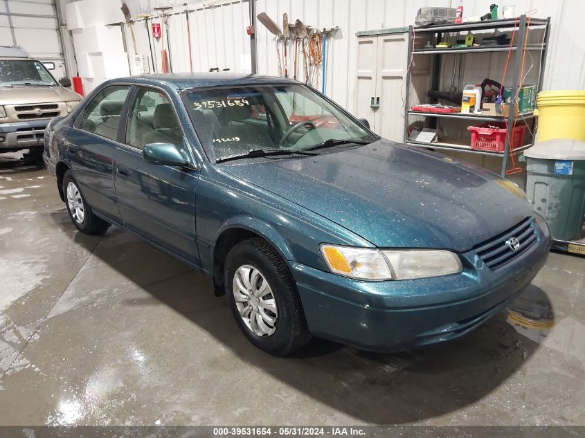 1997 Toyota Camry Le VIN: 4T1BG22K2VU818436 Lot: 39531654