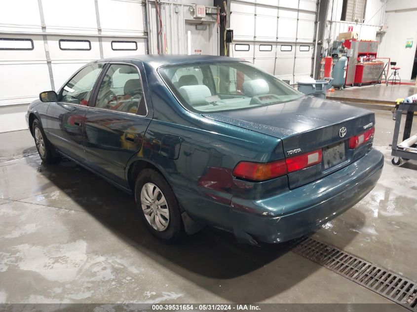 1997 Toyota Camry Le VIN: 4T1BG22K2VU818436 Lot: 39531654