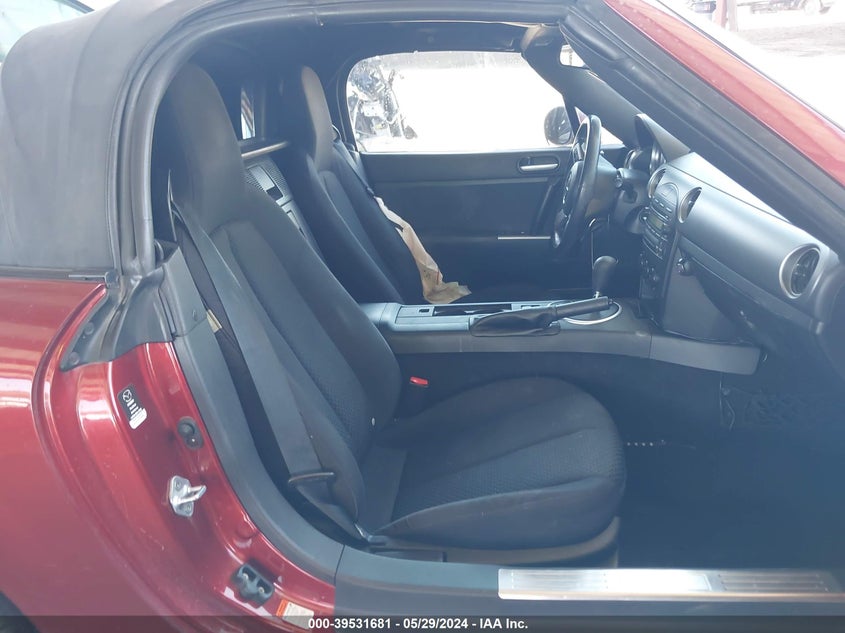 2006 Mazda Mx-5 Touring VIN: JM1NC25F360118865 Lot: 39531681