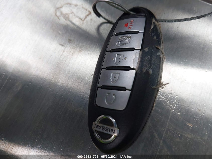 2017 Nissan Rogue Sv VIN: KNMAT2MT8HP566700 Lot: 39531725