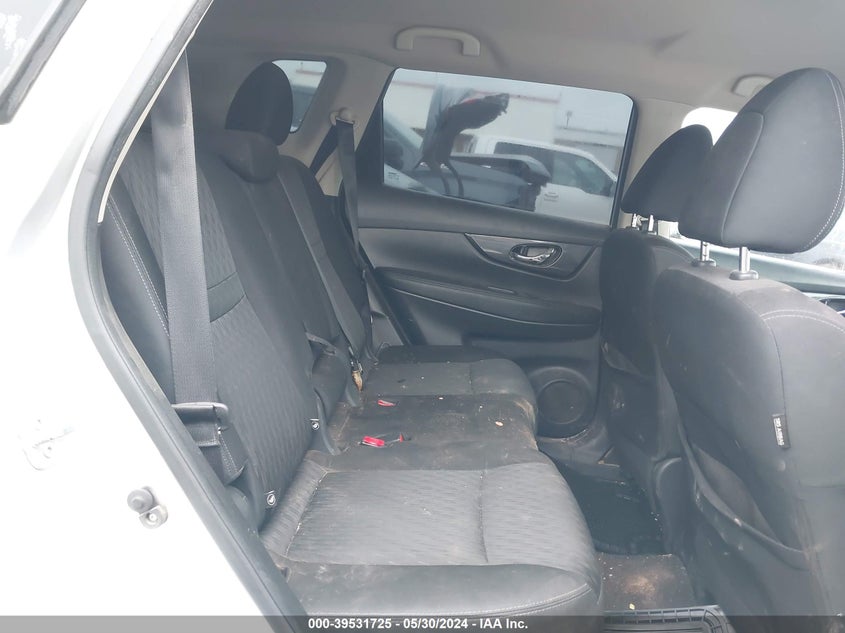 2017 Nissan Rogue Sv VIN: KNMAT2MT8HP566700 Lot: 39531725