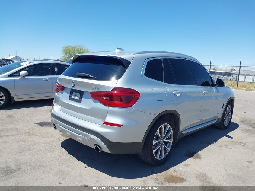 VIN 5UXTR9C51JLC83458 2018 BMW X3 XDRIVE30I