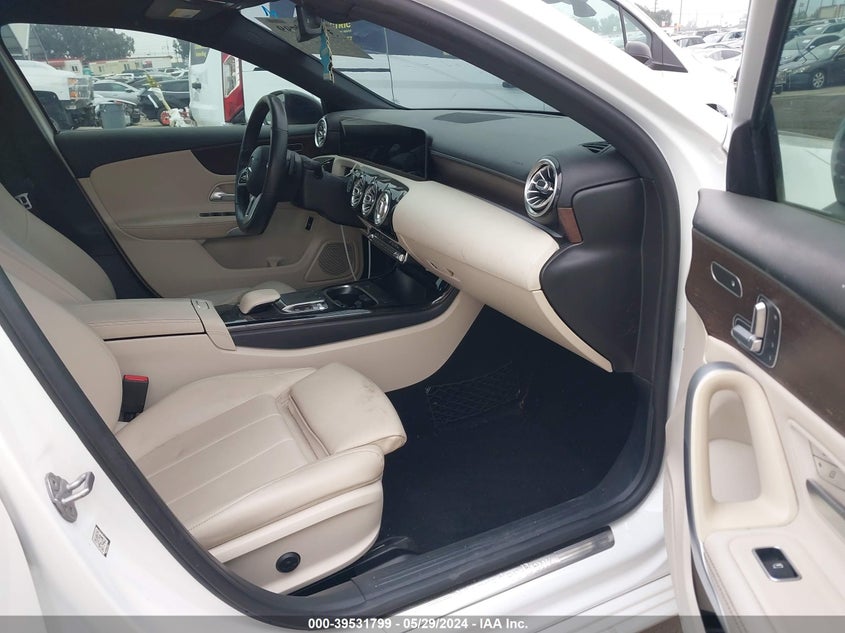 2019 Mercedes-Benz A 220 VIN: WDD3G4EB0KW029451 Lot: 39531799