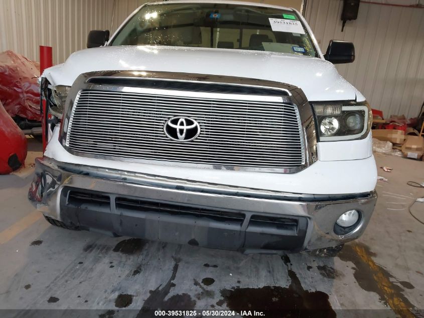 2013 Toyota Tundra Grade 4.6L V8 VIN: 5TFRM5F17DX061898 Lot: 39531825