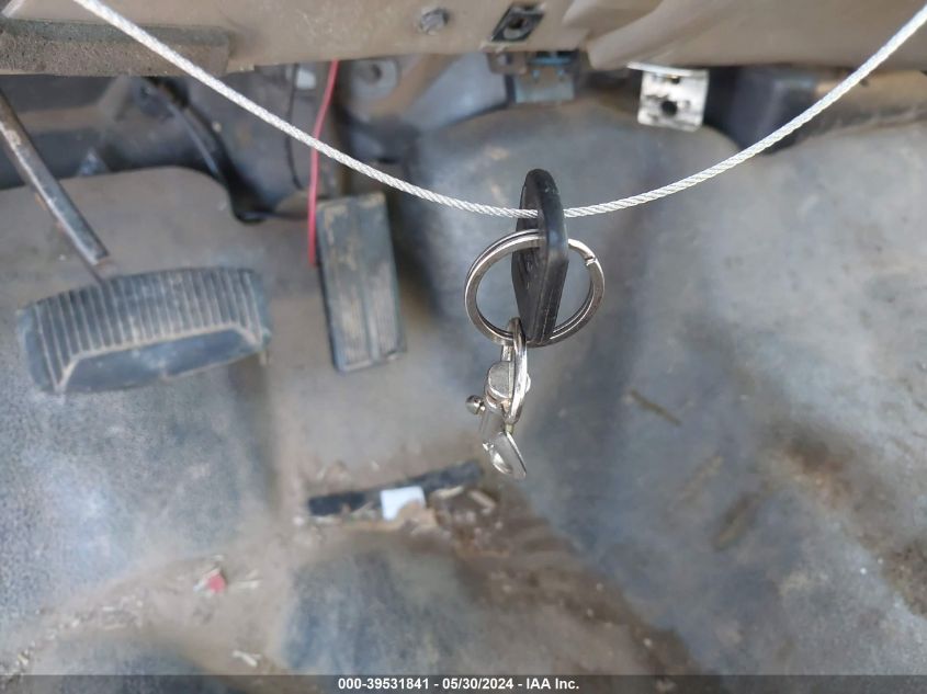 2002 Ford F-350 Xl/Xlt VIN: 1FDSF30S82ED71211 Lot: 39531841