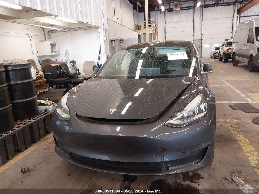 2018 Tesla Model 3 Long Range/Mid Range VIN: 5YJ3E1EA7JF158909 Lot: 39531904