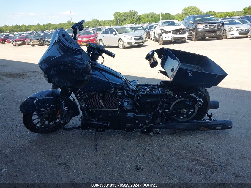 VIN 1HD1KRP16KB682034 2019 HARLEY-DAVIDSON FLHXS