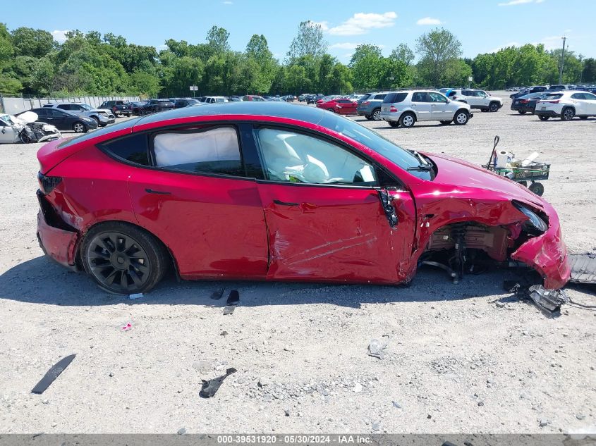 2022 Tesla Model Y Long Range Dual Motor All-Wheel Drive VIN: 7SAYGDEE7NF361764 Lot: 39531920