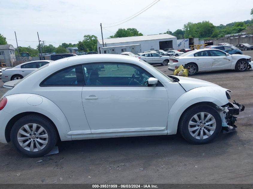 2019 Volkswagen Beetle 2.0T Final Edition Se/2.0T Final Edition Sel/2.0T S VIN: 3VWFD7AT3KM720552 Lot: 39531959