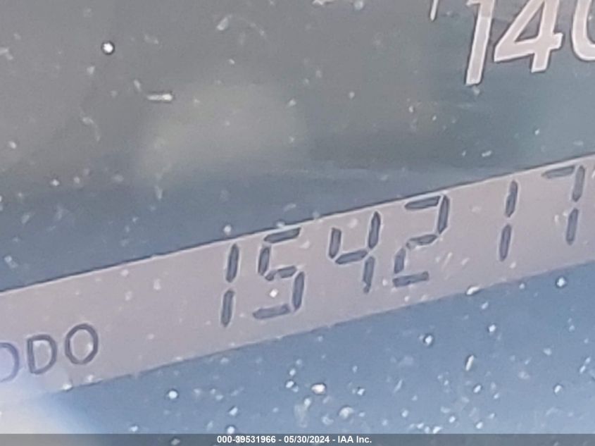 2005 Toyota Camry Le VIN: 4T1BE32K35U989823 Lot: 39531966