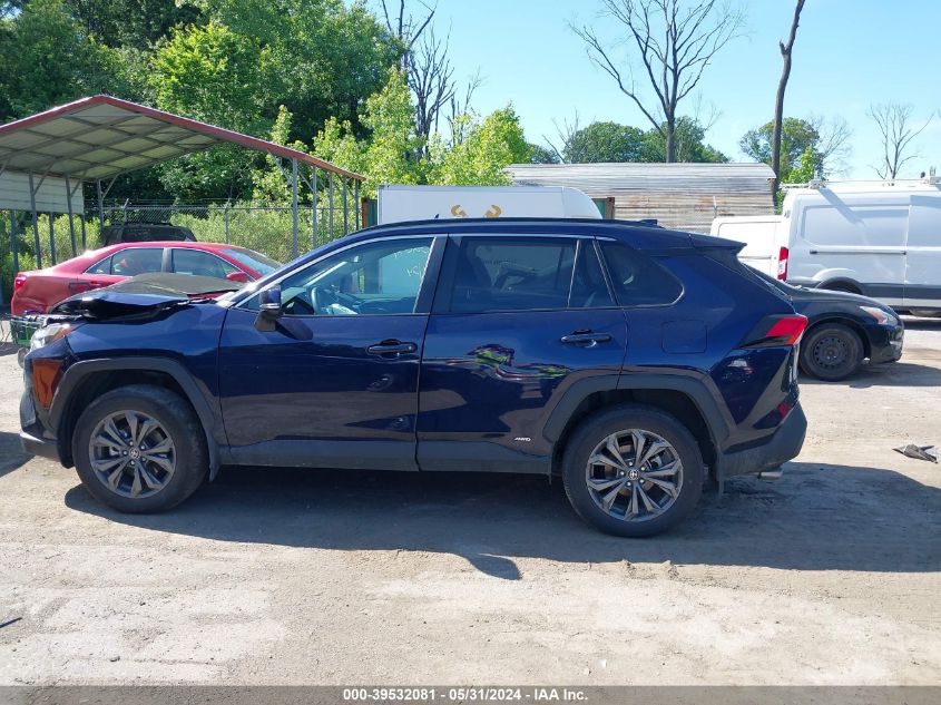 2022 Toyota Rav4 Xle Premium Hybrid VIN: 4T3B6RFV3NU093789 Lot: 39532081