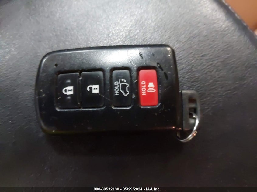 2018 TOYOTA RAV4 LIMITED - 2T3DFREV0JW779549