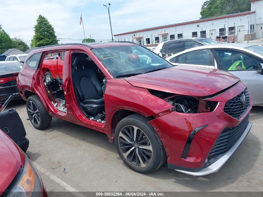 5TDLZRAH5NS140738 2022 Toyota Highlander Xse