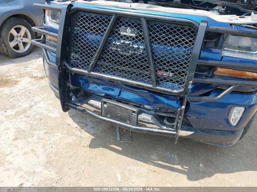 2018 Chevrolet Silverado 1500 2Lt VIN: 3GCUKREC5JG119243 Lot: 39532286